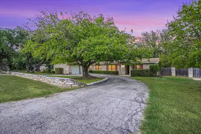 1004 Biscayne Cove SW, Lakeway, TX 78734 - Photo 2