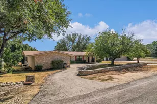 1004 Biscayne Cove SW, Lakeway, TX 78734 - Photo 32