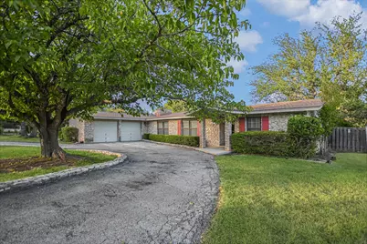 1004 Biscayne Cove SW, Lakeway, TX 78734 - Photo 6