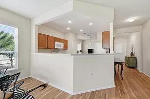 120 Bowie Cir, Georgetown, TX 78633 - Photo 10