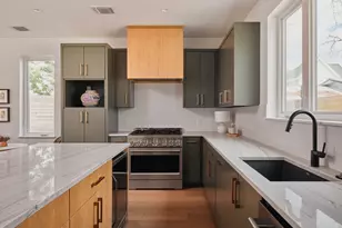 3019 Garwood St, Austin, TX 78702 - Photo 6