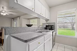 405 E Grady Dr, Austin, TX 78753 - Photo 4