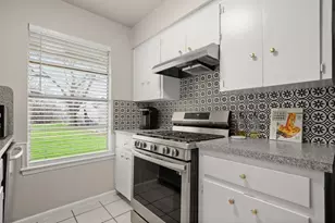 405 E Grady Dr, Austin, TX 78753 - Photo 2
