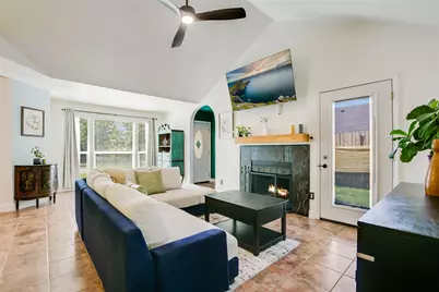 4702 Crest Oak Road, Austin, TX 78744 - Photo 4