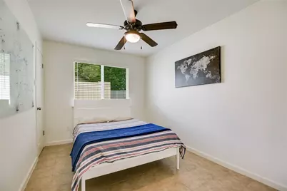 4702 Crest Oak Road, Austin, TX 78744 - Photo 12
