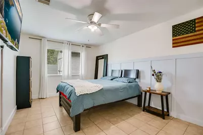 4702 Crest Oak Road, Austin, TX 78744 - Photo 10