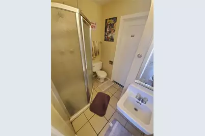 918 E 37th Street #B, Austin, TX 78705 - Photo 8