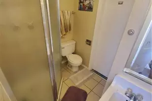 918 E 37th St, Austin, TX 78705 - Photo 8