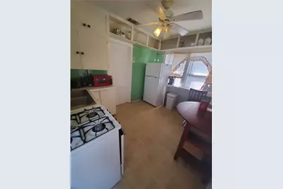 918 E 37th Street #B, Austin, TX 78705 - Photo 6