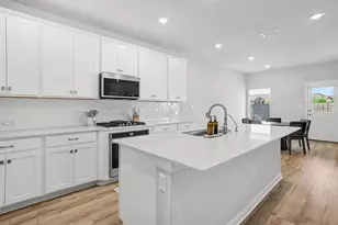 310 Running M St, Georgetown, TX 78633 - Photo 32