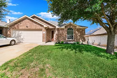 157 Maplewood N, Kyle, TX 78640 - Photo 2
