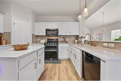 5888 Fergus, Kyle, TX 78640 - Photo 8