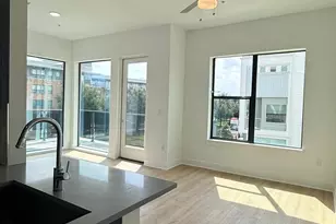 3900 Berkman Dr, Austin, TX 78723 - Photo 2