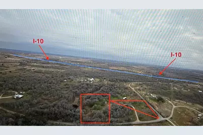 921 Roosevelt Road, Luling, TX 78648 - Photo 1