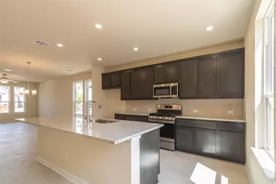 1660 Coral Sunrise Trail, Leander, TX 78641 - Photo 4