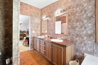 1231 Peach Creek Road, Waelder, TX 78959 - Photo 8