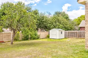 1605 Dapplegrey Ln, Austin, TX 78727 - Photo 24