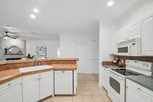 20609 Bridal Path Rd, Lago Vista, TX 78645 - Photo 12