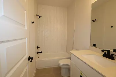 220 Bloomington Loop, Hutto, TX 78634 - Photo 10