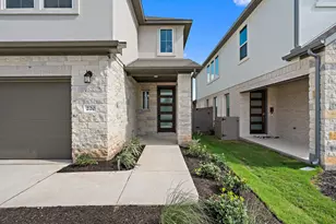 220 Bloomington Loop, Hutto, TX 78634 - Photo 2