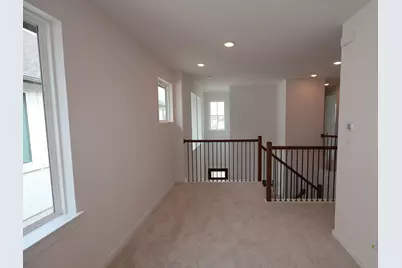 220 Bloomington Loop, Hutto, TX 78634 - Photo 8
