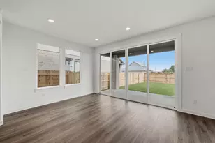 220 Bloomington Loop, Hutto, TX 78634 - Photo 10