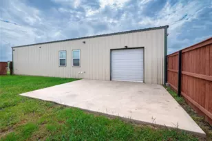 1889 Co Rd 487, Taylor, TX 76574 - Photo 18