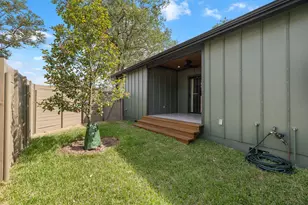 7812 Hardy Dr, Austin, TX 78757 - Photo 26