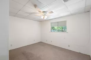 4616 E Cesar Chavez St, Austin, TX 78702 - Photo 18
