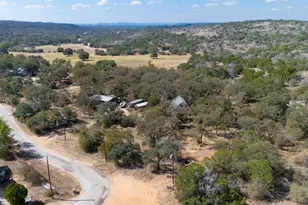 201 Deer Springs Loop, Burnet, TX 78611 - Photo 22