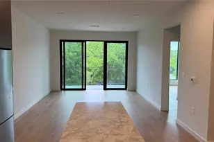 2209 S 1st St, Austin, TX 78704 - Photo 14