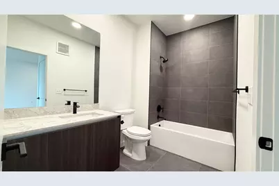 2209 S 1st Street #322, Austin, TX 78704 - Photo 12