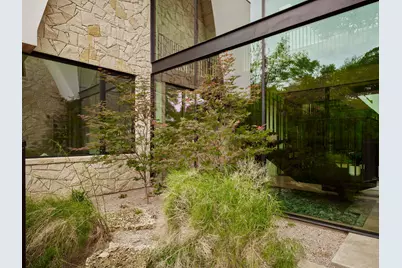 2108 Matterhorn Lane, Austin, TX 78704 - Photo 4