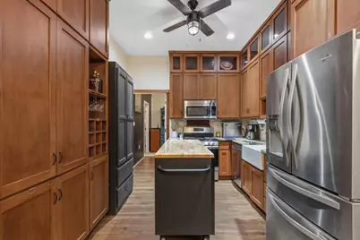 2187 Highway 290 E, McDade, TX 78650 - Photo 14