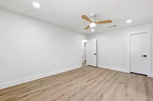 8102 Fort Sumter Rd, Austin, TX 78745 - Photo 16