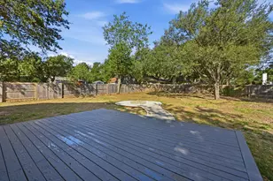 8102 Fort Sumter Rd, Austin, TX 78745 - Photo 24