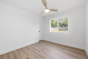 8102 Fort Sumter Rd, Austin, TX 78745 - Photo 20
