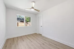 8102 Fort Sumter Rd, Austin, TX 78745 - Photo 20