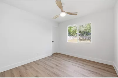 8102 Fort Sumter Road, Austin, TX 78745 - Photo 20