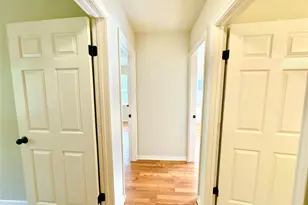 4901 York Hill Dr, Austin, TX 78723 - Photo 20