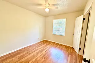 4901 York Hill Dr, Austin, TX 78723 - Photo 22