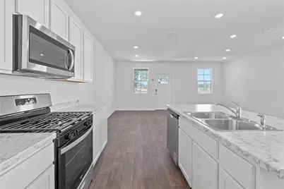 210 Constanza Trail, Bastrop, TX 78602 - Photo 10