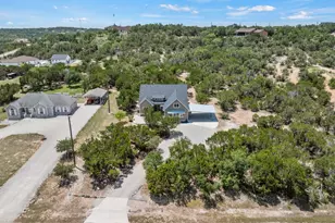 411 Eagle Ln, Fischer, TX 78623 - Photo 32