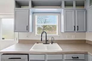 1601 Breezy Ct, Round Rock, TX 78664 - Photo 8