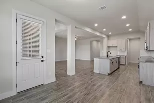 216 Scenic Hills Cir, Georgetown, TX 78628 - Photo 10