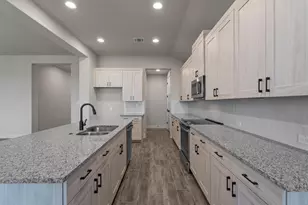 216 Scenic Hills Cir, Georgetown, TX 78628 - Photo 10
