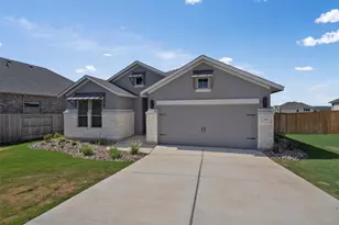 216 Scenic Hills Cir, Georgetown, TX 78628 - Photo 2