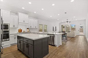 120 Plumbago Loop, Bastrop, TX 78602 - Photo 10