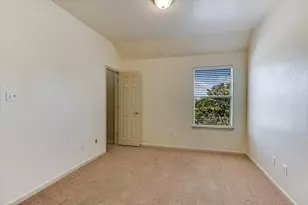 109 Choke Canyon Ln, Georgetown, TX 78628 - Photo 18