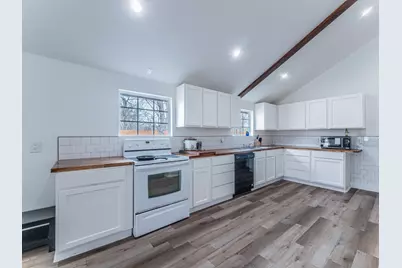 545 W Vaughan Street, Bertram, TX 78605 - Photo 6